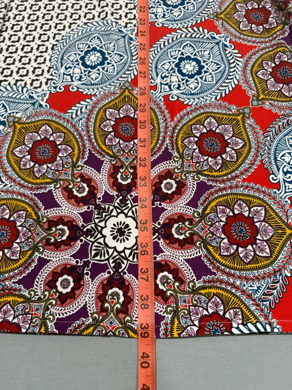 Chico’s Multicolor Stretch Boho Paisley Geometric Medallion Pattern - Picture 10 of 14